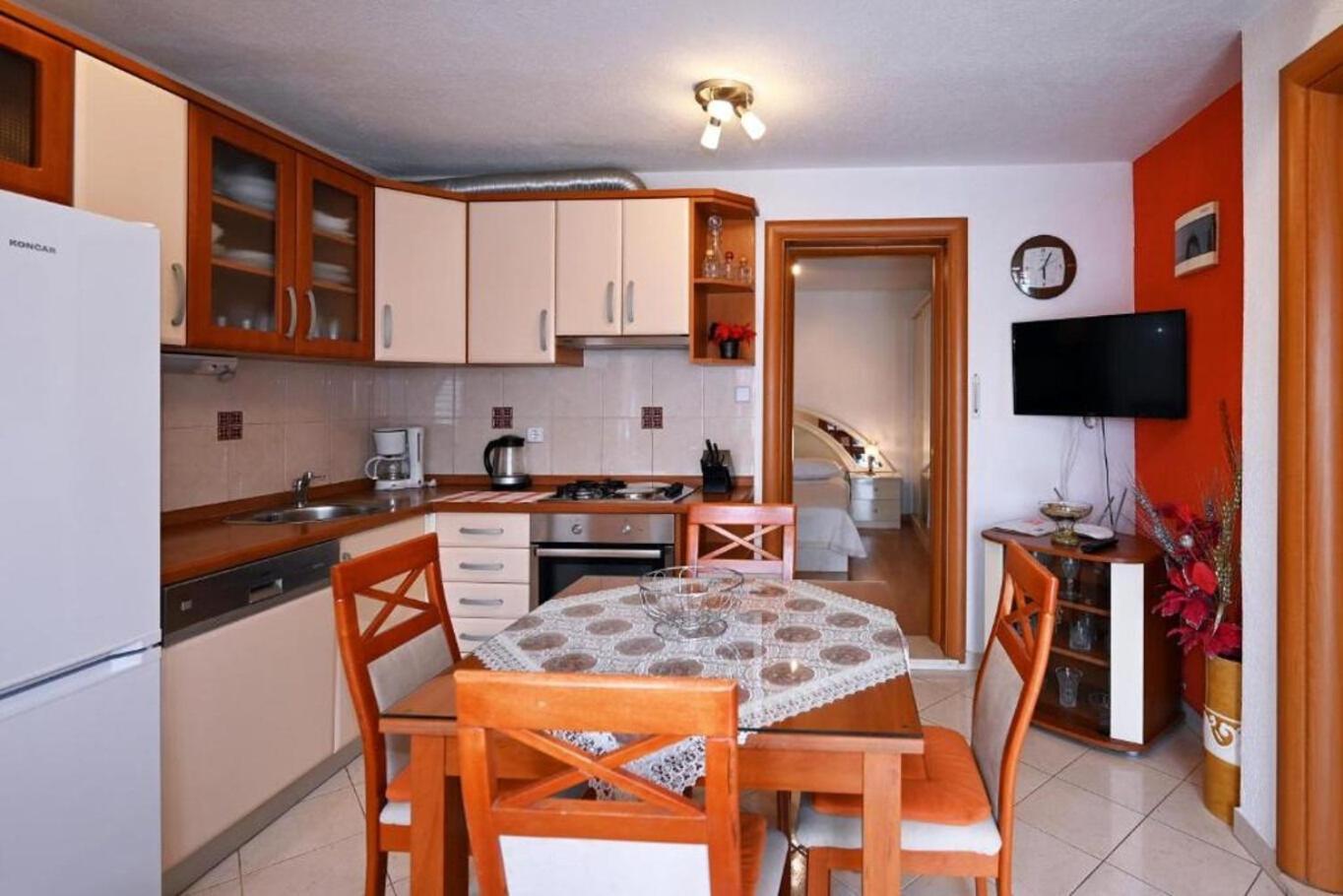 Apartment Mihovilovic スラティネ エクステリア 写真
