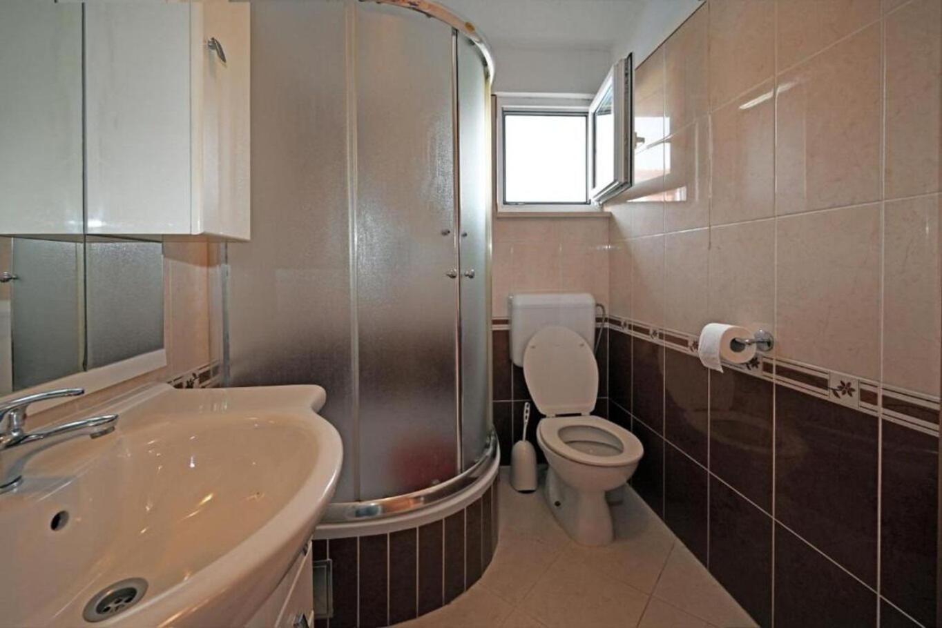 Apartment Mihovilovic スラティネ エクステリア 写真