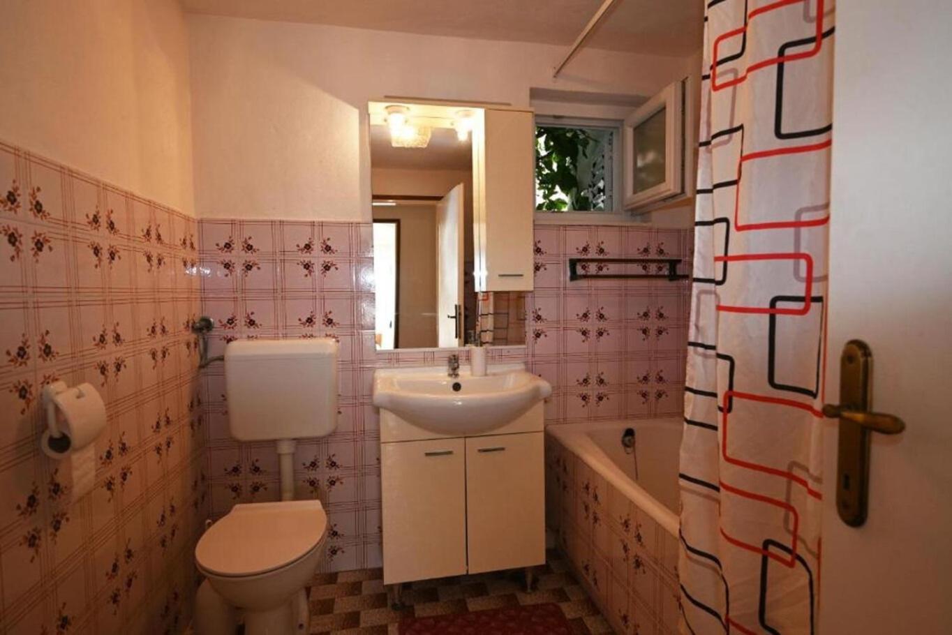 Apartment Mihovilovic スラティネ エクステリア 写真